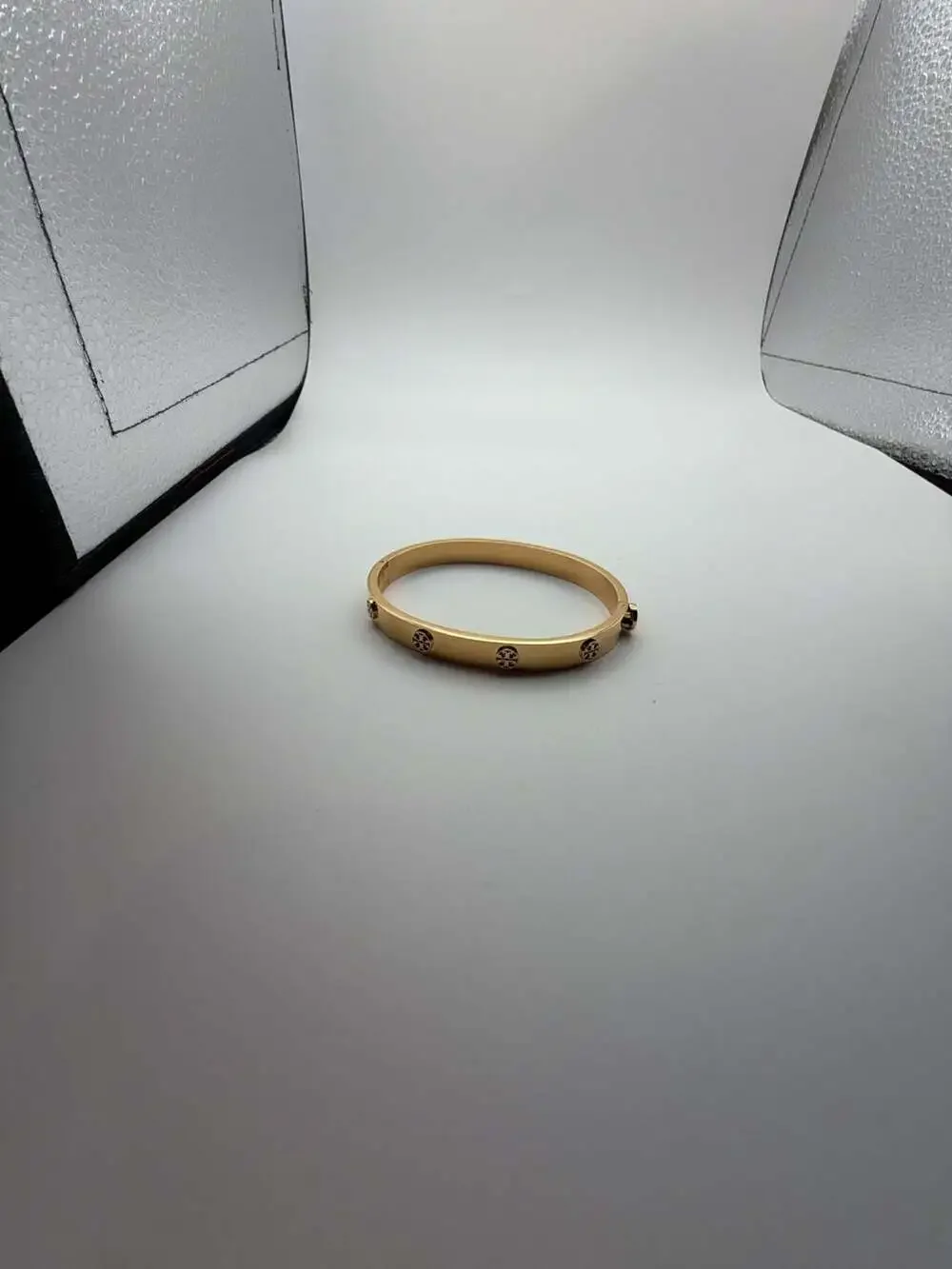 Tory Burch Miller Stud Hinge Bangle Bracelet in Gold